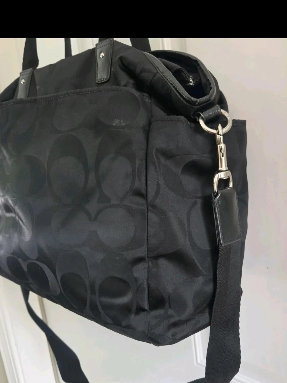 Coach Signature Black Nylon Baby Diaper Shoulder Bag With Changing Pad F77577